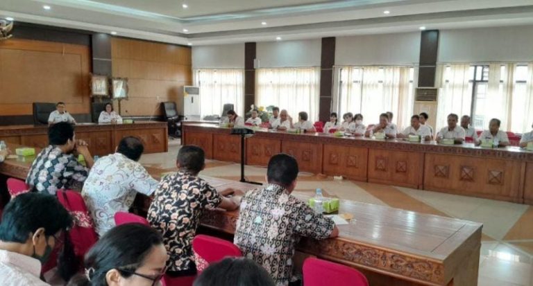 Pemkab Bartim Bentuk Panitia Natal Gabungan Tahun 2023, Sekda Terpilih Sebagai Ketua