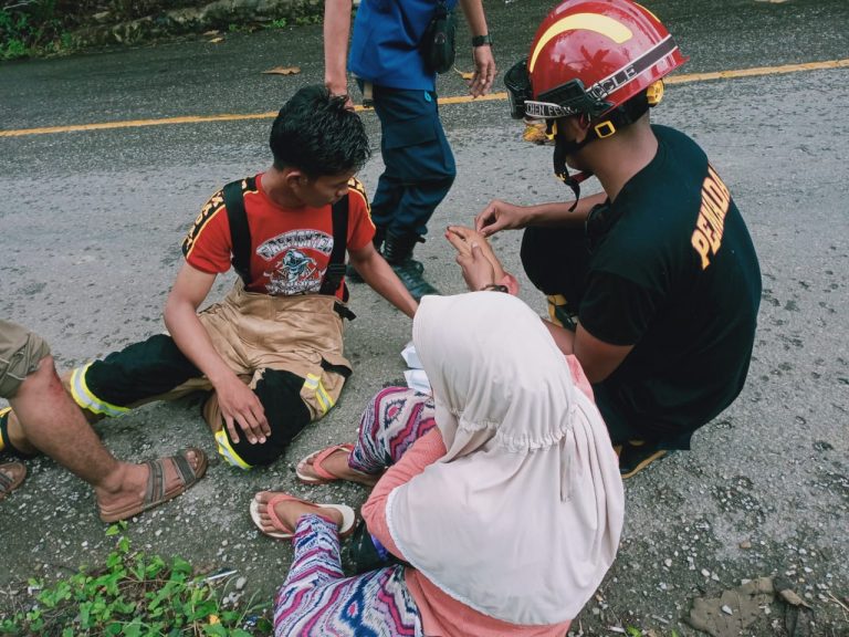 Dua Korban Luka Lecet, Perjalanan Belasan Kendaraan Terhalang, Akibat Minyak Tumpah dan Berceceran   di Jalan Dalam Kota Muara Teweh