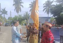 Pj Bupati Lepas 120 Anggota Kontingen Barito Utara Ikut Festival Tandak Intan Kaharingan ke-XII Tingkat Kalteng Rombongan FTIK Barito Utara ke Samlit.