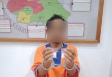 Seorang Buruh Ditangkap Bersama Barbuk Sabu 9,58 Gram di Jembatan Sungai Bengaris, Muara Teweh Seorang buruh terlibat perdahangan sabu di Barito Utara.