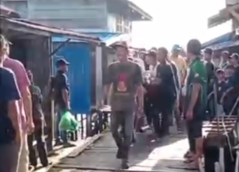 Mayat Perempuan Ditemukan  Mengapung di Sungai Seluang Pasar Barito Kuala