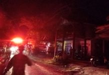 Sebuah Rumah Warga di Jalan Teratai, Muara Teweh, Terbakar
