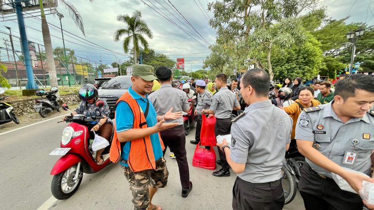 Ramadhan Berkah, Lapas Muara Teweh Tebar Kebaikan di Jalanan