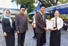 Pj Bupati Barito Utara Bagikan SK 714 PPPK