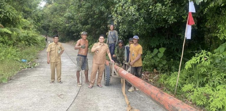 Pemasangan Jaringan Listrik di Kecamatan Lahei Barat Masuk Babak Akhir, Desa Karamuan segera Terkoneksi