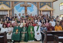 Uskup Palangka Raya Lantik Dewan Paroki Santa Maria de La Salette Muara Teweh