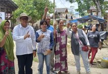 Warga Berkeluh Kesah kepada Pasangan Gogo Helo