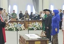 Tiga Pimpinan DPRD Barito Utara 2024-2029 Dilantik