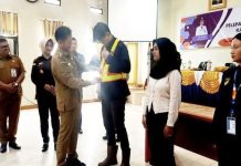 Pj Bupati Barito Utara Lepas 50 Peserta Pemagangan Dalam Negeri