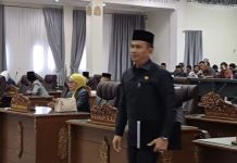 Fraksi DPRD Barito Utara Sampaikan Pemandangan Umum Terhadap Raperda Perubahan APBD 2024