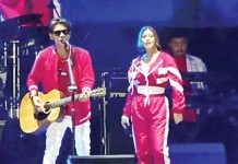 Tri Suaka dan Nabila Hibur Warga Murung Raya