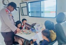 Perpustakaan Terapung Ditpolairud Polda Kalteng Konsisten Dukung Pengembangan Pendidikan
