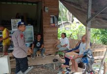 Personel Ditpolairud Sambang Desa dan Silaturahmi dengan Warga Pulang Pisau