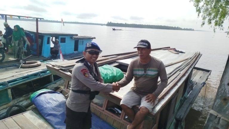 Ditpolairud Imbau Warga Seruyan Selalu Waspada Saat Berada di Sungai