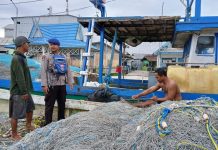 KRYD Ditpolairud Polda Kalteng Soal Bahaya Destructive Fishing kepada Warga DAS Jelai