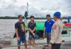 Ditpolairud Polda Kalteng Edukasi Bahaya Destructive Fishing kepada Masyarakat Pesisir di Bantaran DAS Kumai