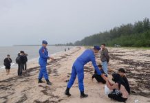 Personil Ditpolairud Hadir, Pengunjung Pantai Tanjung Nipah Tenang, Nyaman, dan Aman