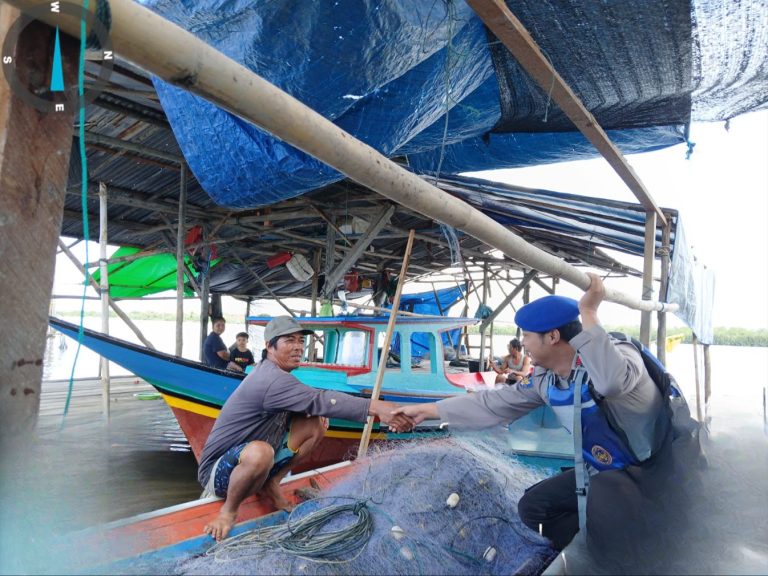 Ditpolairud Polda Kalteng Cegah Destructive Fishing di DAS Kuala Jelai