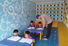 Anak-anak Desa Samuda Menambah Ilmu ke Pondok Baca Melek Huruf Ditpolairud