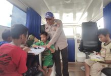 Ditpolairud Polda Kalteng Dukung Dunia Pendidikan Lewat Kapal Perpustakaan Terapung