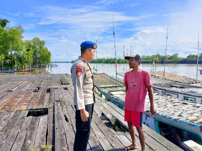 Ditpolairud Polda Kalteng Sambangi Masyarakat, Edukasi Bahaya Terorisme dan Radikalisme