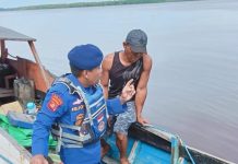 Personel Ditpolairud Berpesan kepada Nelayan Pegatan : Utamakan keselamatan di laut
