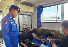 Klinik Terapung Ditpolairud Polda Kalteng Layani Warga Pesisir Sungai Kapuas