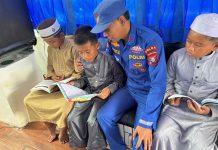 Perpustakaan Terapung Tempat Baca Favorit Anak-anak Bantaran Sungai Barito