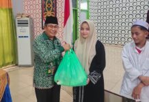 Ketua Komisi I DPRD Mura Dukung Tradisi Berbagi di Bulan Muharam