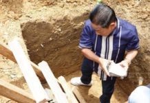 Bupati Heriyus Peletakan Batu Pertama Pembangunan Pastori GPdi, Ini Pesannya