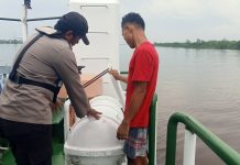 Patroli Rutin, Kapal Ditpolairud Pastikan Keselamatan Pelayaran di DAS Mentaya