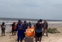 Satu Jasad Ditemukan di DAS Mentaya, Ditpolairud Polda Kalteng Ikut Evakuasi Mayat ke RSUD Murjani