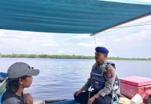 Anggota Ditpolairud Gandeng Masyarakat Pesisir Perangi Narkoba