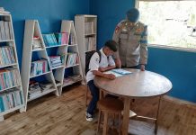 Pondok Baca Melek Huruf Ditpolairud Sediakan Buku Bacaan Bagi Anak Pesisir