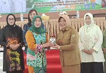 Program 100 Hari ; Pemkab Barito Utara-TP PKK Sosialisasikan Pengelolaan Sampah kepada Ratusan Orang