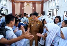 SMPN 1 Muara Teweh Terima Bantuan SIP Pintar dari Pemkab Barito Utara