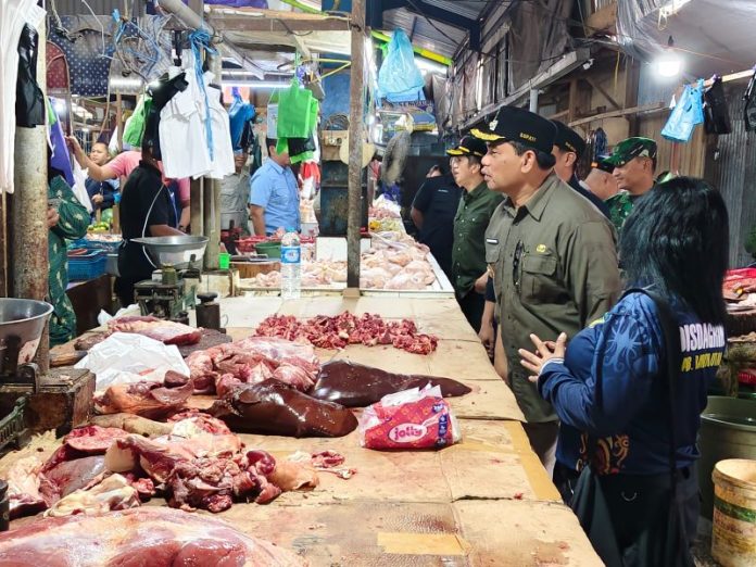 77bf66f8e440a572e6adead6fcd0ad05606a8ba42a7e5dec66784512316f2844.0