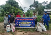 Aksi Bersih Pantai Ditpolairud Polda Kalteng, Angkat Sampah Plastik di DAS Kahayan Bahaur