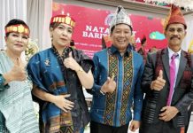 Wabup Felix Tingan Beserta Ketua GOW Hadiri Natal IKBT Barito Utara