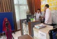 Disdukcapil Barito Utara Cek Biometrik Warga Tanpa Identitas