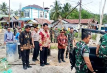 Pemkab Barito Utara Janji Sukseskan Koperasi Merah Putih Bupati Barito Utara, Shalahuddin menyambut kunjungan Pangdam Tambun Bungai Mayor Jenderal (TNI) Zainul Arifin, Kamis (4/12/2025).(Diskominfosandi)