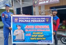 Personel Ditpolairud Edukasi Masyarakat DAS Jelai Jauhi, Perangi Narkoba! 