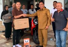 Atlet Catur Berprestasi Terima Bonus dari Bupati Murung Raya