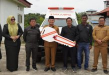 Musrenbang Kecamatan Laung Tuhup, Wabup Mura Serahkan Ambulans untuk Masyarakat
