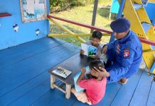 Anak-Anak DAS Arut Belajar Bersama Pakai Fasilitas PBMH Ditpolairud Polda Kalteng