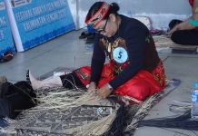 Tunjukkan Keunggulan Budaya, Mura Sabet Juara I Manjawet Uwei