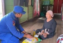 Dekatkan Polri Dengan Masyarakat Pesisir, Ditpolairud Bagikan Bansos