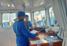 Pastikan Pelayaran Aman, Ditpolairud Periksa Dokumen Kapal dan Cek Alat Keselamatan
