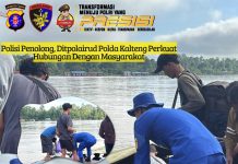 Polisi Penolong, Komitmen Ditpolairud Perkokoh Hubungan dengan Masyarakat DAS Barito