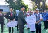Bupati Barito Utara Shalahuddin Salurkan S1P Pintar Juara kepada 4.104 Siswa